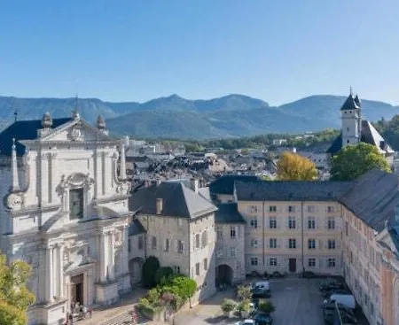 Evasion Alpine Au Calme Pres Centre Apartament